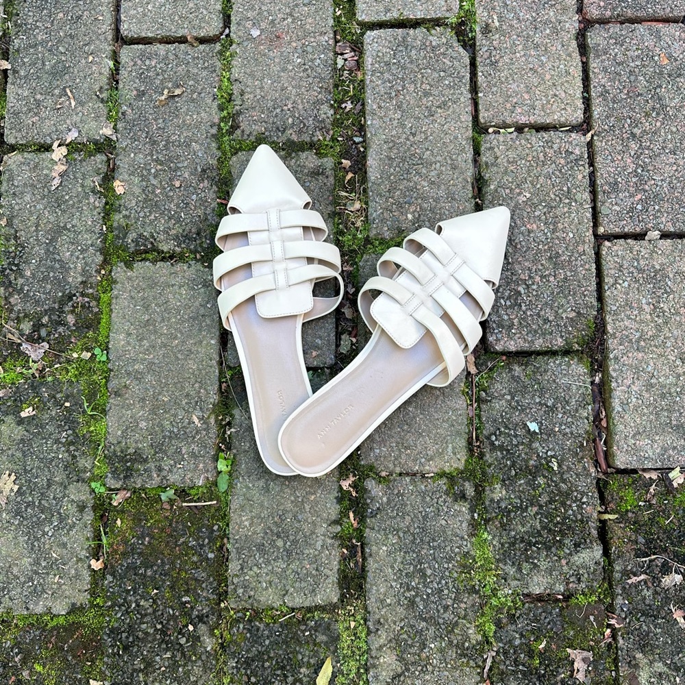 Anne Taylor strappy slides
